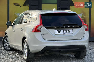 Универсал Volvo V60 2011 в 