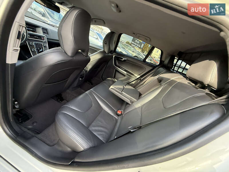 Универсал Volvo V60 2011 в Стрые
