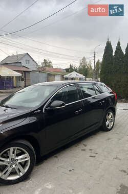 Універсал Volvo V60 2013 в 