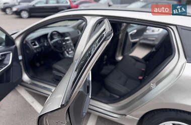Універсал Volvo V60 2014 в 