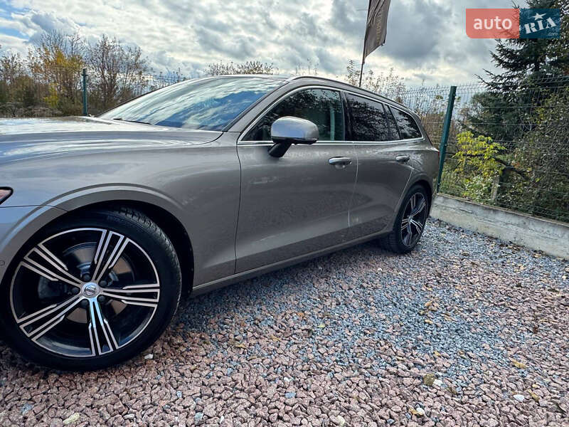 Универсал Volvo V60 2020 в Дрогобыче