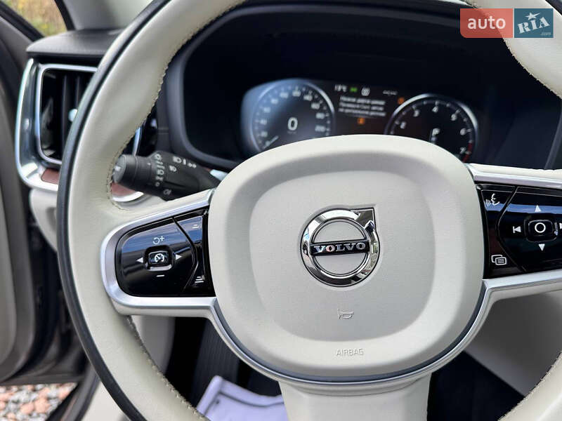 Универсал Volvo V60 2020 в Дрогобыче