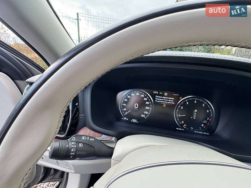 Универсал Volvo V60 2020 в Дрогобыче