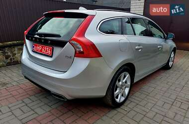 Универсал Volvo V60 2014 в 