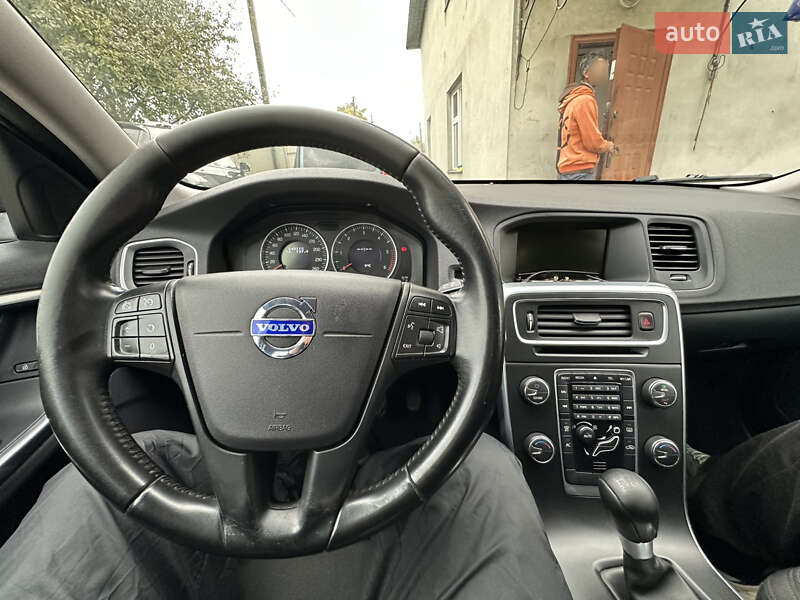 Універсал Volvo V60 2013 в Тернополі фото 24 Універсал Volvo V60 2013 в Тернополі