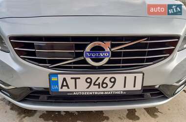 Универсал Volvo V60 2014 в 