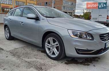 Универсал Volvo V60 2014 в 