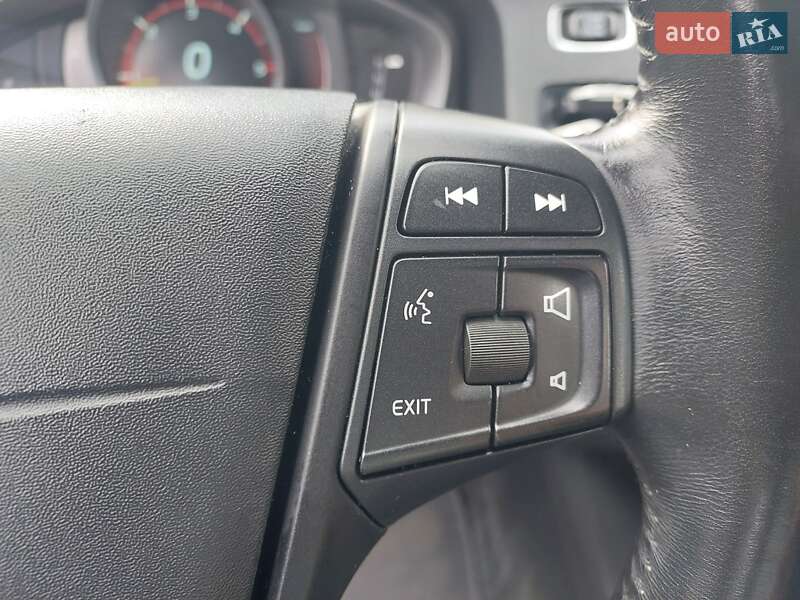 Універсал Volvo V60 2014 в Бродах