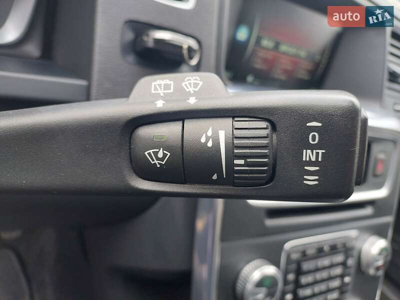 Універсал Volvo V60 2014 в Бродах