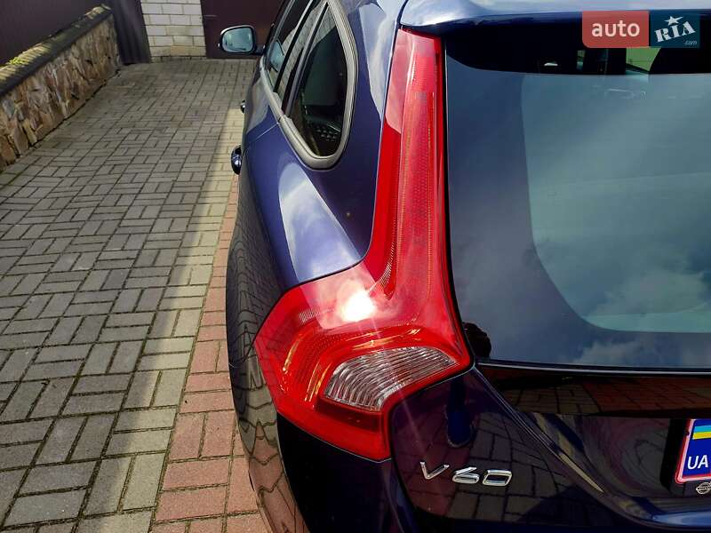Універсал Volvo V60 2014 в Бродах