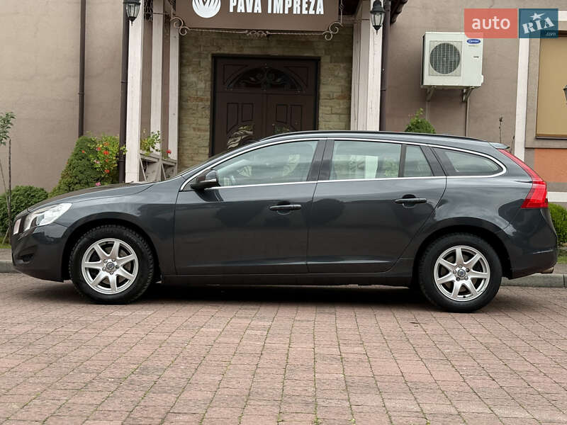 Универсал Volvo V60 2012 в Стрые фото 16 Универсал Volvo V60 2012 в Стрые