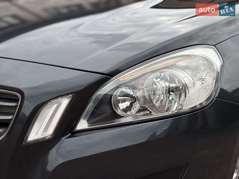 Универсал Volvo V60 2012 в Стрые фото 20 Универсал Volvo V60 2012 в Стрые