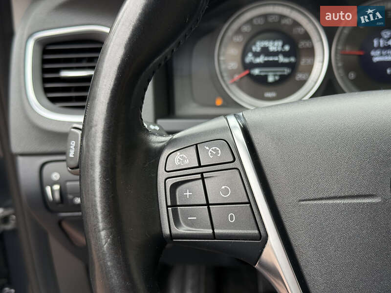 Универсал Volvo V60 2012 в Стрые фото 53 Универсал Volvo V60 2012 в Стрые