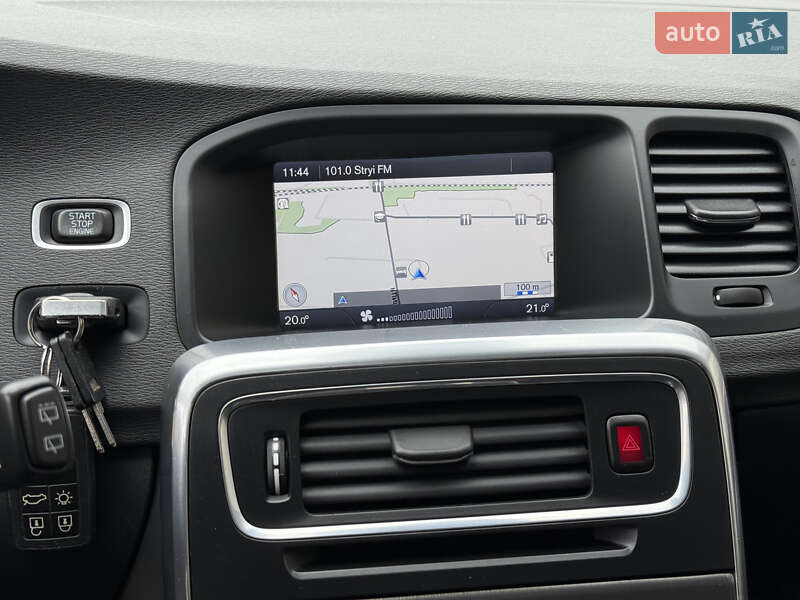 Универсал Volvo V60 2012 в Стрые фото 59 Универсал Volvo V60 2012 в Стрые