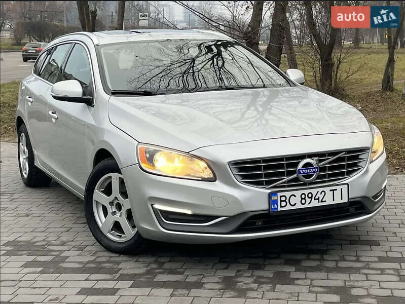 Универсал Volvo V60 2014 в Николаеве