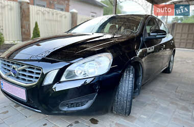 Универсал Volvo V60 2012 в Ахтырке