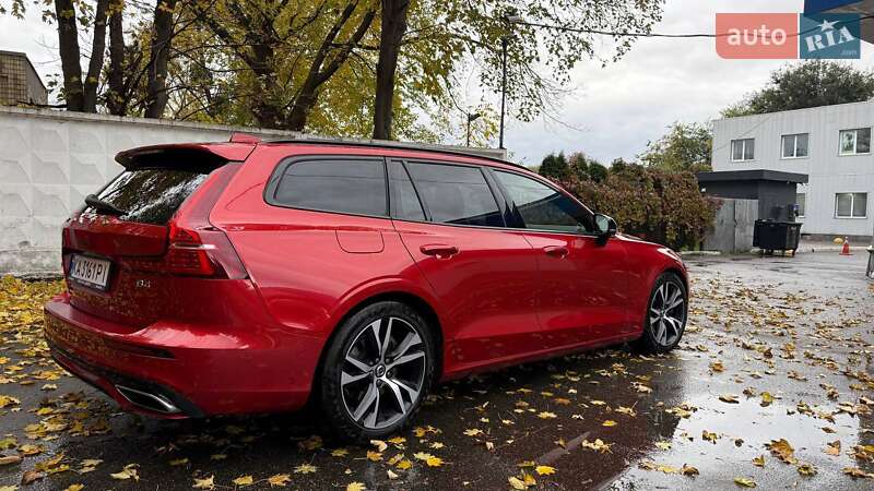 Універсал Volvo V60 2021 в Києві фото 3 Універсал Volvo V60 2021 в Києві