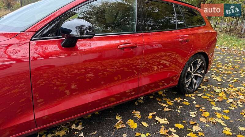 Універсал Volvo V60 2021 в Києві фото 4 Універсал Volvo V60 2021 в Києві