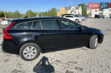 Універсал Volvo V60 2012 в 