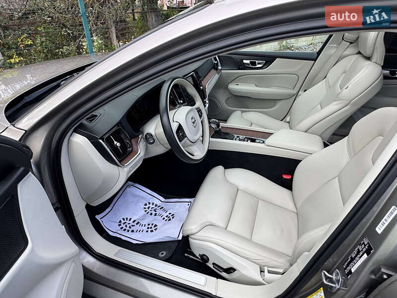 Універсал Volvo V60 2020 в Дрогобичі