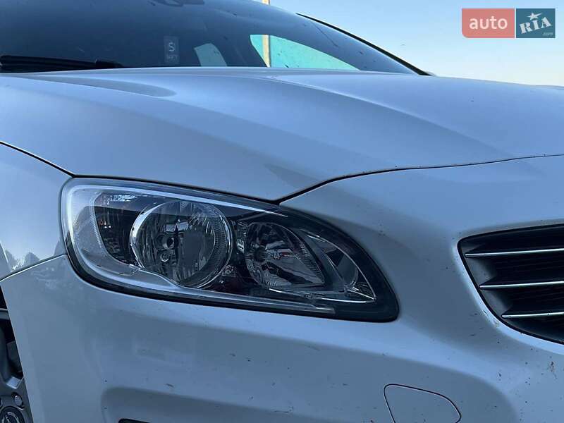 Універсал Volvo V60 2014 в Львові