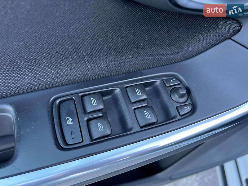 Універсал Volvo V60 2014 в Львові