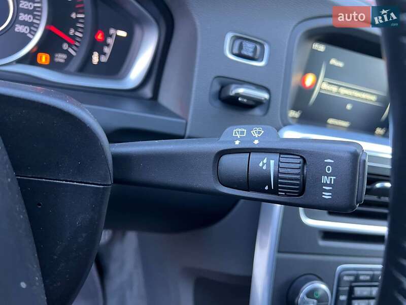 Універсал Volvo V60 2014 в Львові