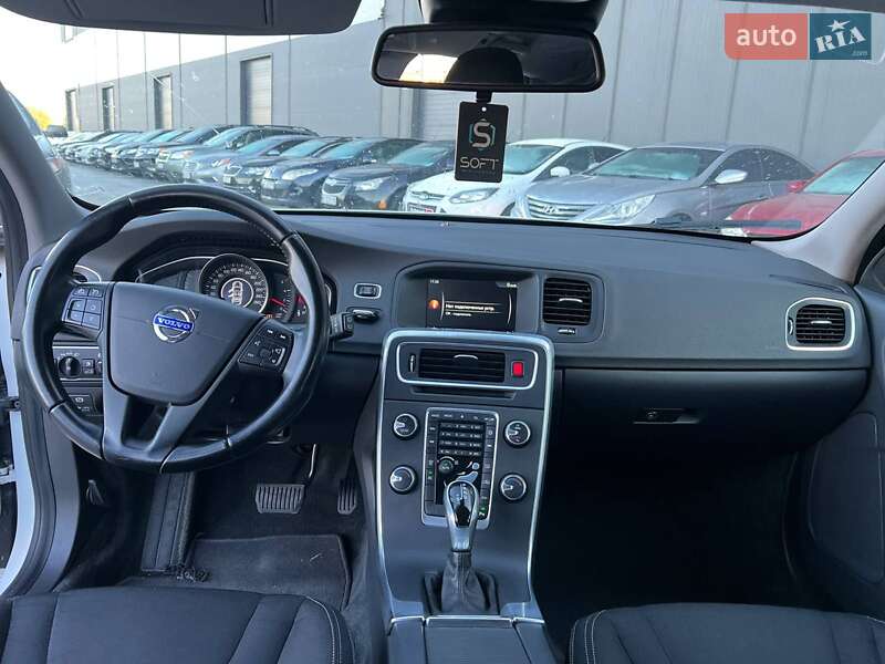 Універсал Volvo V60 2014 в Львові