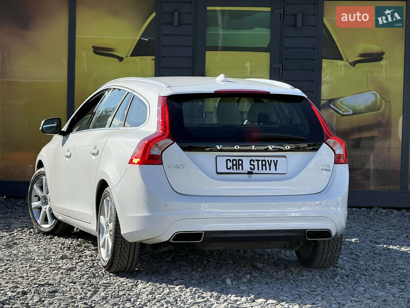 Универсал Volvo V60 2017 в Стрые фото 18 Универсал Volvo V60 2017 в Стрые