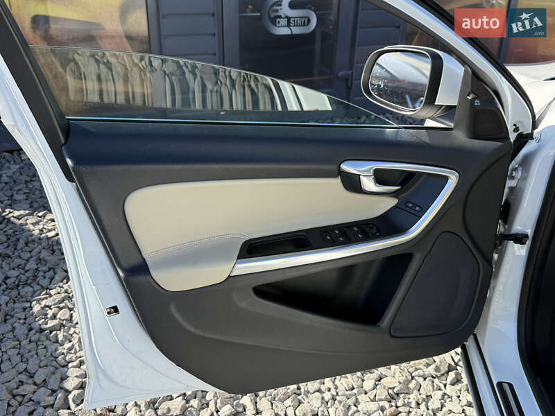 Универсал Volvo V60 2017 в Стрые фото 49 Универсал Volvo V60 2017 в Стрые