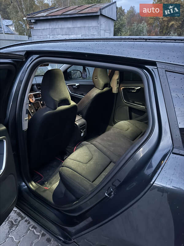 Універсал Volvo V60 2011 в Трускавці
