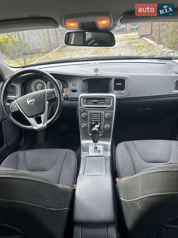 Універсал Volvo V60 2011 в Львові