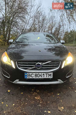 Универсал Volvo V60 2012 в Золочеве