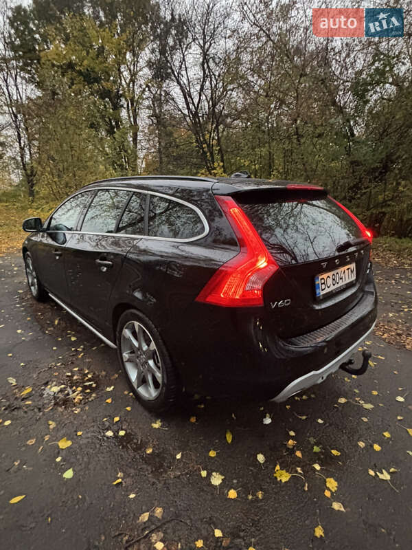 Универсал Volvo V60 2012 в Золочеве фото 8 Универсал Volvo V60 2012 в Золочеве
