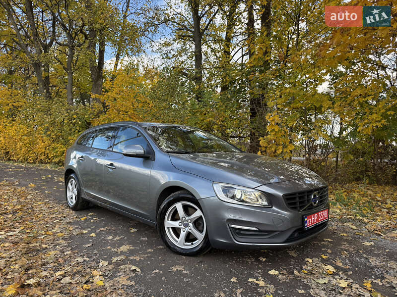 Универсал Volvo V60 2016 в Ровно фото 44 Универсал Volvo V60 2016 в Ровно