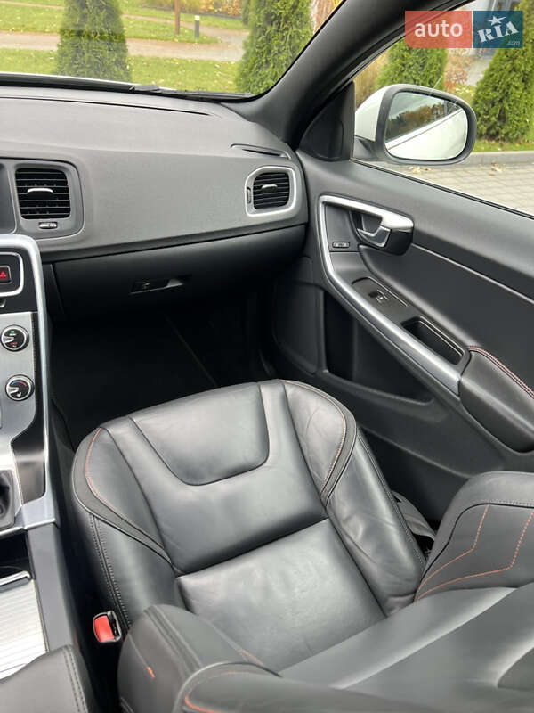 Універсал Volvo V60 2016 в Луцьку фото 27 Універсал Volvo V60 2016 в Луцьку