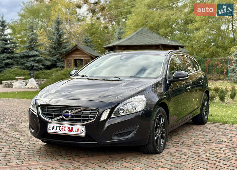 Універсал Volvo V60 2013 в Києві