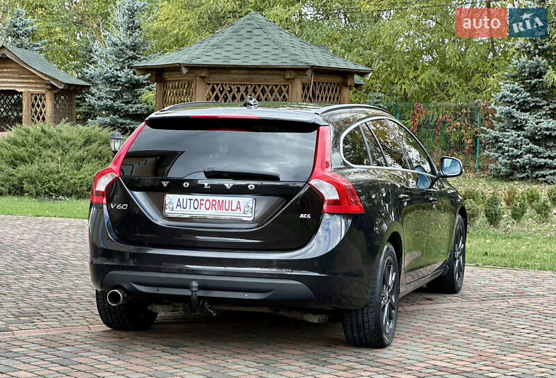 Універсал Volvo V60 2013 в Києві