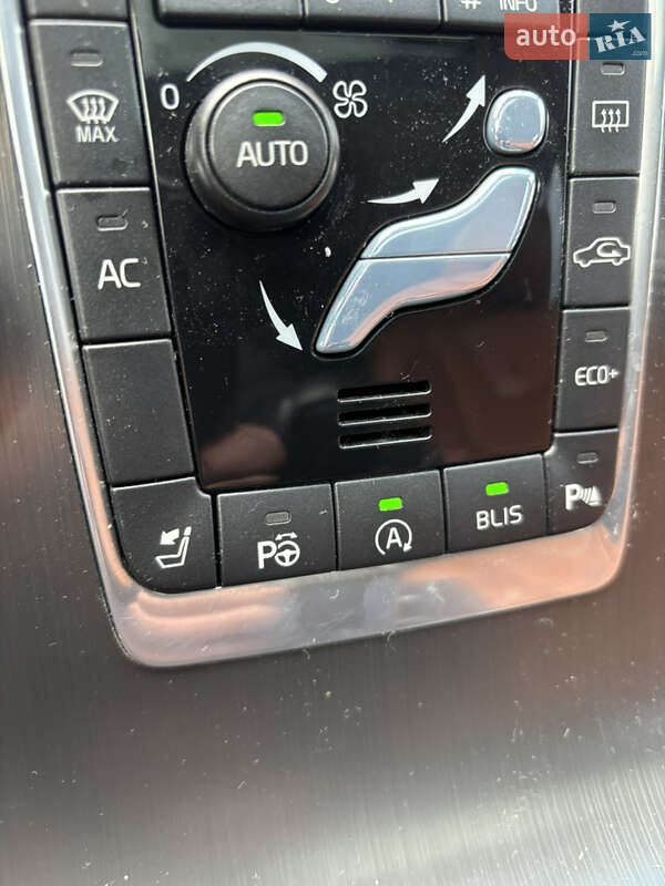 Універсал Volvo V60 2015 в Києві