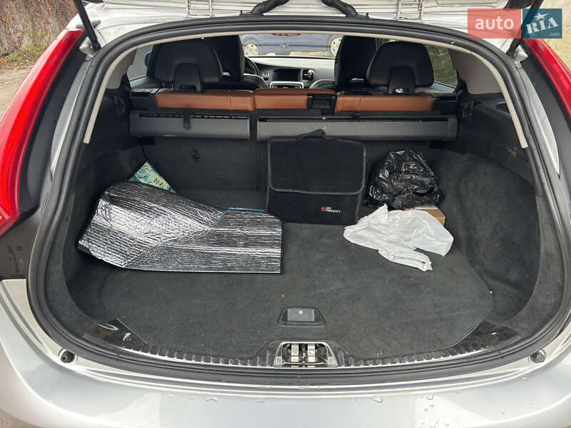 Універсал Volvo V60 2015 в Києві