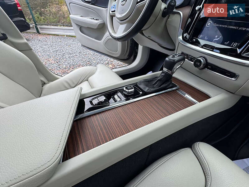 Универсал Volvo V60 2020 в Дрогобыче фото 77 Универсал Volvo V60 2020 в Дрогобыче