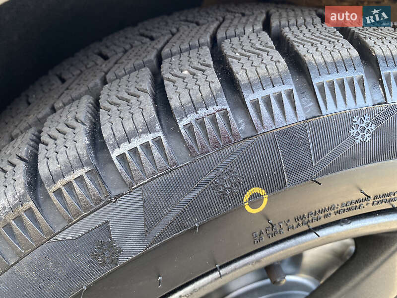 Універсал Volvo V60 2014 в Кропивницькому