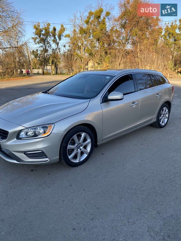 Универсал Volvo V60 2016 в Львове фото 9 Универсал Volvo V60 2016 в Львове