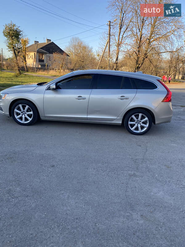Универсал Volvo V60 2016 в Львове фото 11 Универсал Volvo V60 2016 в Львове