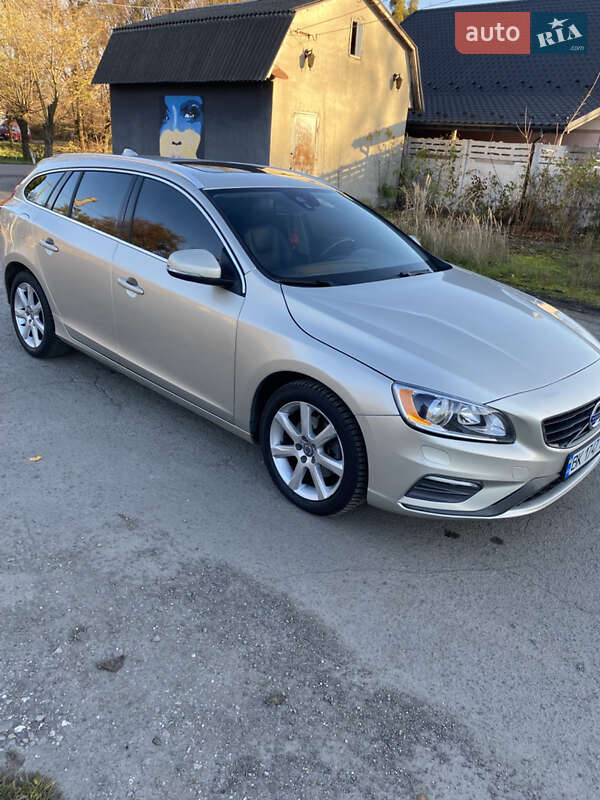 Универсал Volvo V60 2016 в Львове фото 18 Универсал Volvo V60 2016 в Львове