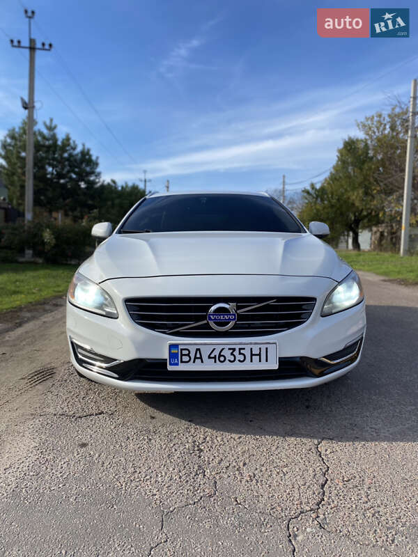Універсал Volvo V60 2014 в Кропивницькому