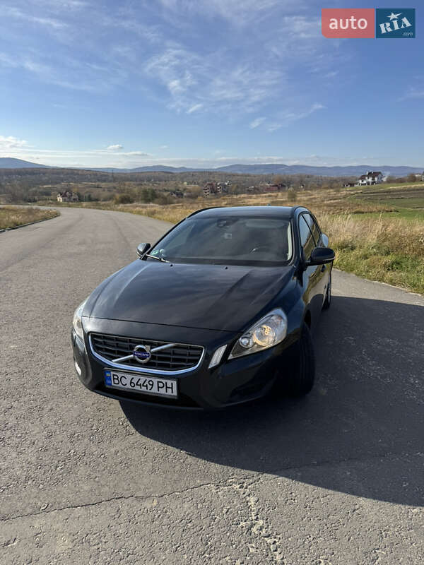 Универсал Volvo V60 2011 в Трускавце