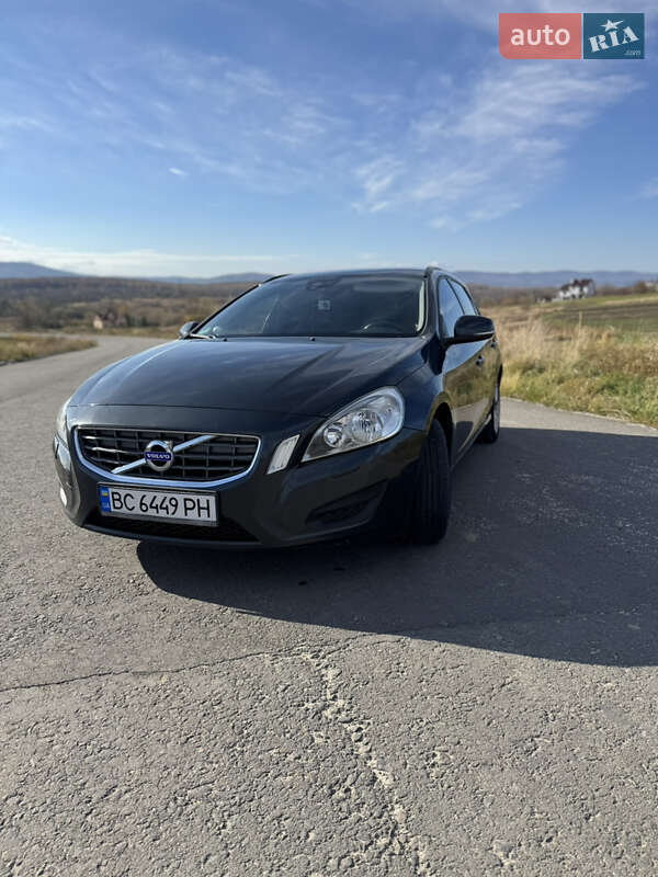 Универсал Volvo V60 2011 в Трускавце
