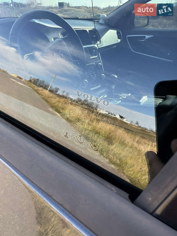 Универсал Volvo V60 2011 в Трускавце