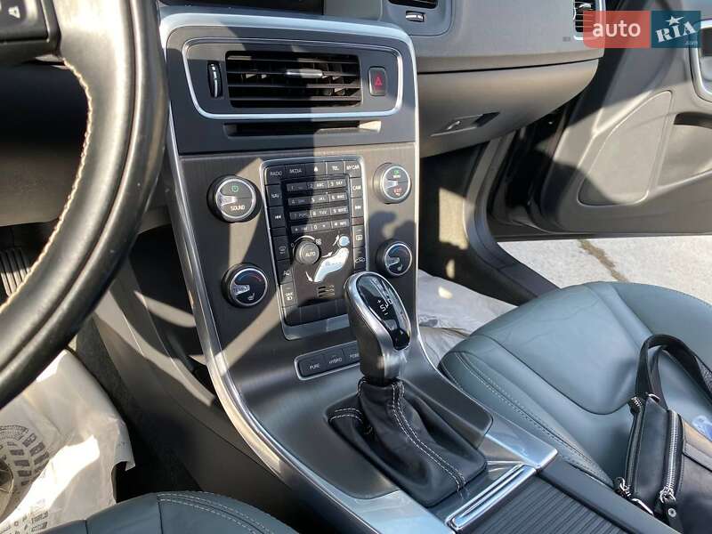 Универсал Volvo V60 2013 в Стрые